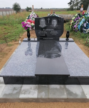 Памятник двойной 138